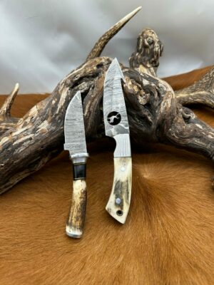 Set couteau Skinner "The HUNTER" avec mini-couteau : Manche en bois de Cerf avec étui en Cuir ref cd31