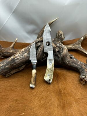 Set couteau Skinner "The HUNTER" avec mini-couteau : Manche en bois de Cerf avec étui en Cuir ref cd30