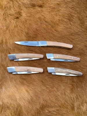 Lot de 5 couteaux de poche manche bois olivier Ref LT33 avec gravure prénom