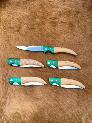 Lot de 5 couteaux de poche manche bois olivier Ref G037 avec gravure prénom