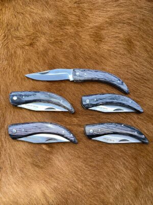 Lot de 5 couteaux de poche manche bois olivier Ref G050 avec gravure prénom