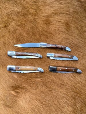 Lot de 5 couteaux de poche manche bois olivier Ref G051 avec gravure prénom