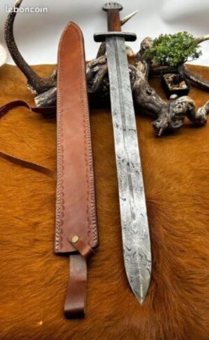 Épée lame de damas 512 couches ref E552