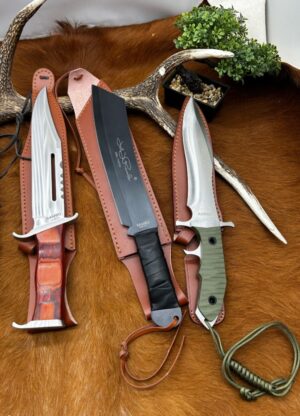 Lot : 1 rambo 3+ 2 rambo 4 + 1 rambo 5 + 2 dague rambo + 3 predator ref RB555