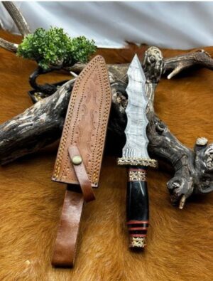 Magnifique Dague lame de feu "Flamberge design" tres beau travail Artisanal Etui DAMAS 256 couches D595