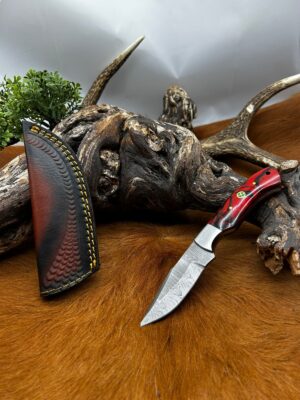 Magnifique couteau lame en acier damas 256 couches manche en Micarta ref DMN106