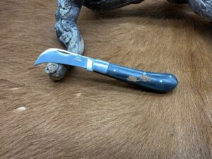 Couteau type : Serpette manche en Corne Gravé (Gravure Prénom Offerte) ref SP2501