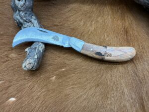 Couteau type : Serpette manche en Bois et Noyer Gravé (Gravure Prénom Offerte) ref SP2511