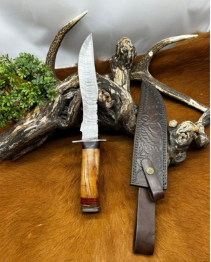 Magnifique couteau lame en acier damas 256 couches de chez RITE EDGE manche en bois d'olivier ref B213