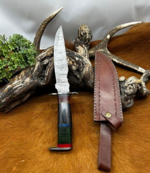 Magnifique couteau lame en acier damas 256 couches de chez RITE EDGE ref B218