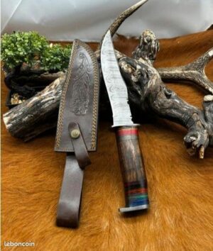 Bowie lame en acier Damas 256 couches manche en bois ref B101