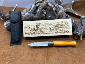 IDKDO : Coffret Thème “Mouton” de poche en bois avec gravure et possibilité de rajouté un prénom ref TR17