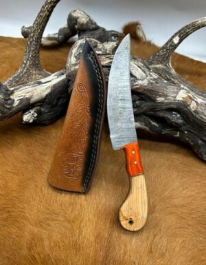 Couteau chasse lame damas 256 couches Manche en bois d'olivier ref D75