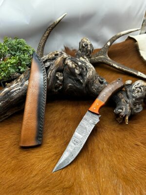 Magnifique couteau Couteau lame en acier damas 256 couches ref D204