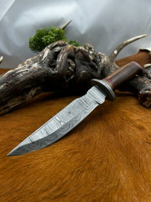 Magnifique couteau lame acier damas ref B195