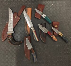 Lot de 6 couteaux lame damas comme sur photo + 1 offert ref D4543