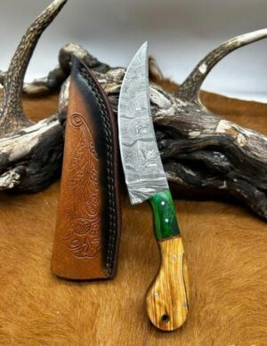 Couteau chasse lame damas 256 couches Manche en bois ref D61