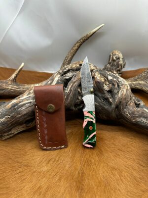 Couteau pliant lame damas 256 couches, manche en Micarta ref MIC17