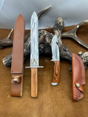 Set du chasseur: Dague de chasse + Couteau a dépecé ref STH11