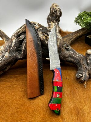 Couteau chasse lame damas 256 couches Manche en bois ref D70