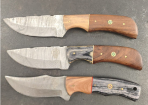 Lot de 3 couteaux fixe lame damas avec etui