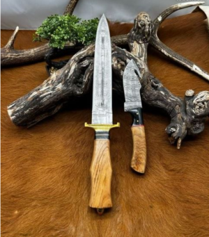 Magnifique set de chasse dague + couteau à dépecer en lame damas ref DDD20