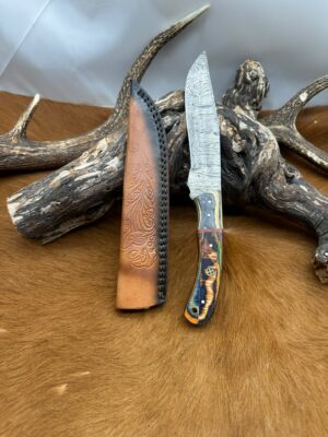 Couteau de chasse lame en acier Damas 256couches, manche en Bois avec étui en cuir ref D355