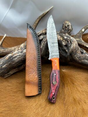Couteau de chasse lame en acier Damas 256couches, manche en Bois avec étui en cuir ref D366