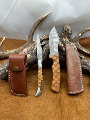 Set de deux Couteaux Damier : Couteau de Chasse + Couteau de poche lame en Acier Damas 256 Couches ref DAM102